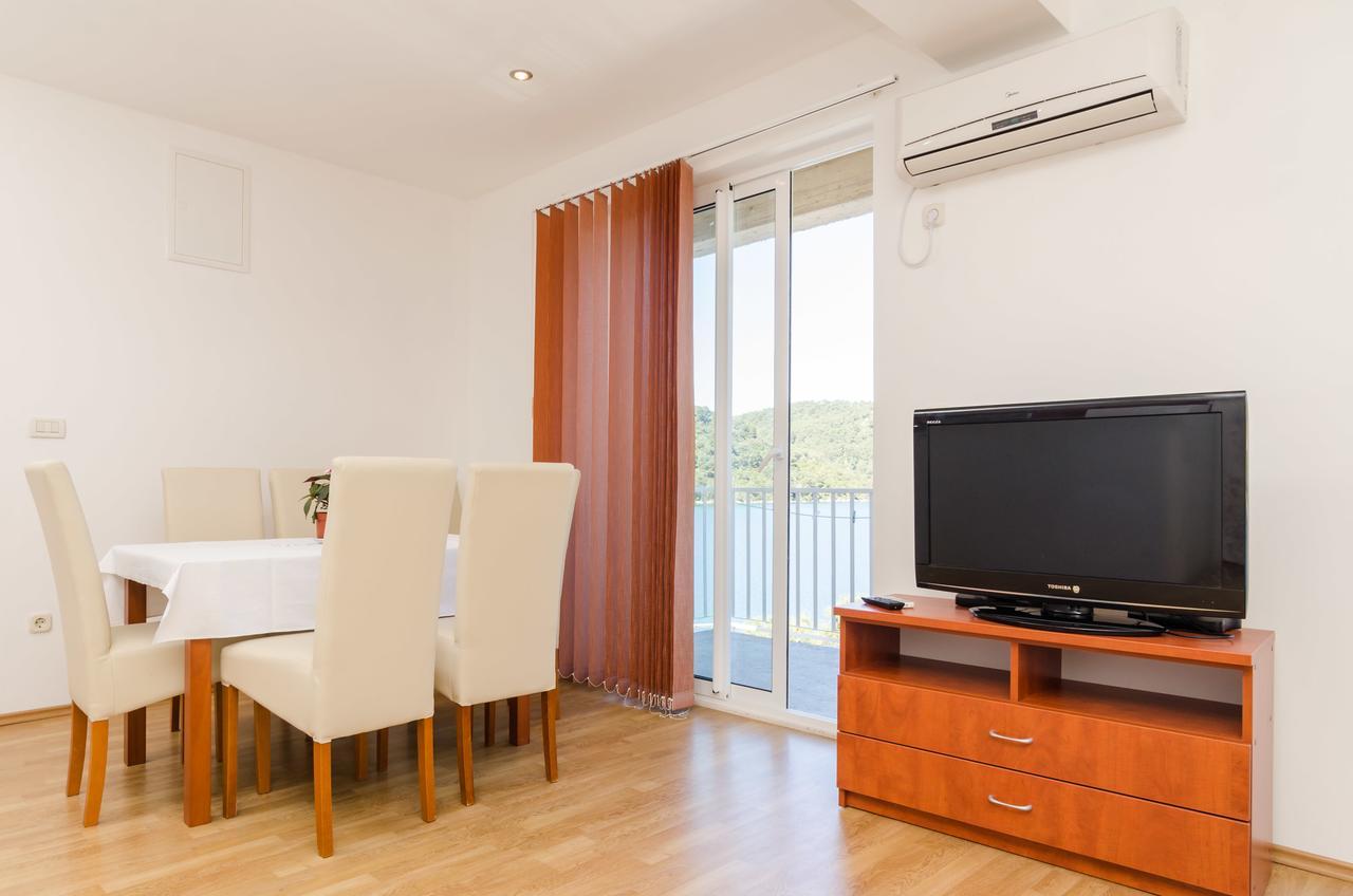 Apartments Angelo Polače Kültér fotó