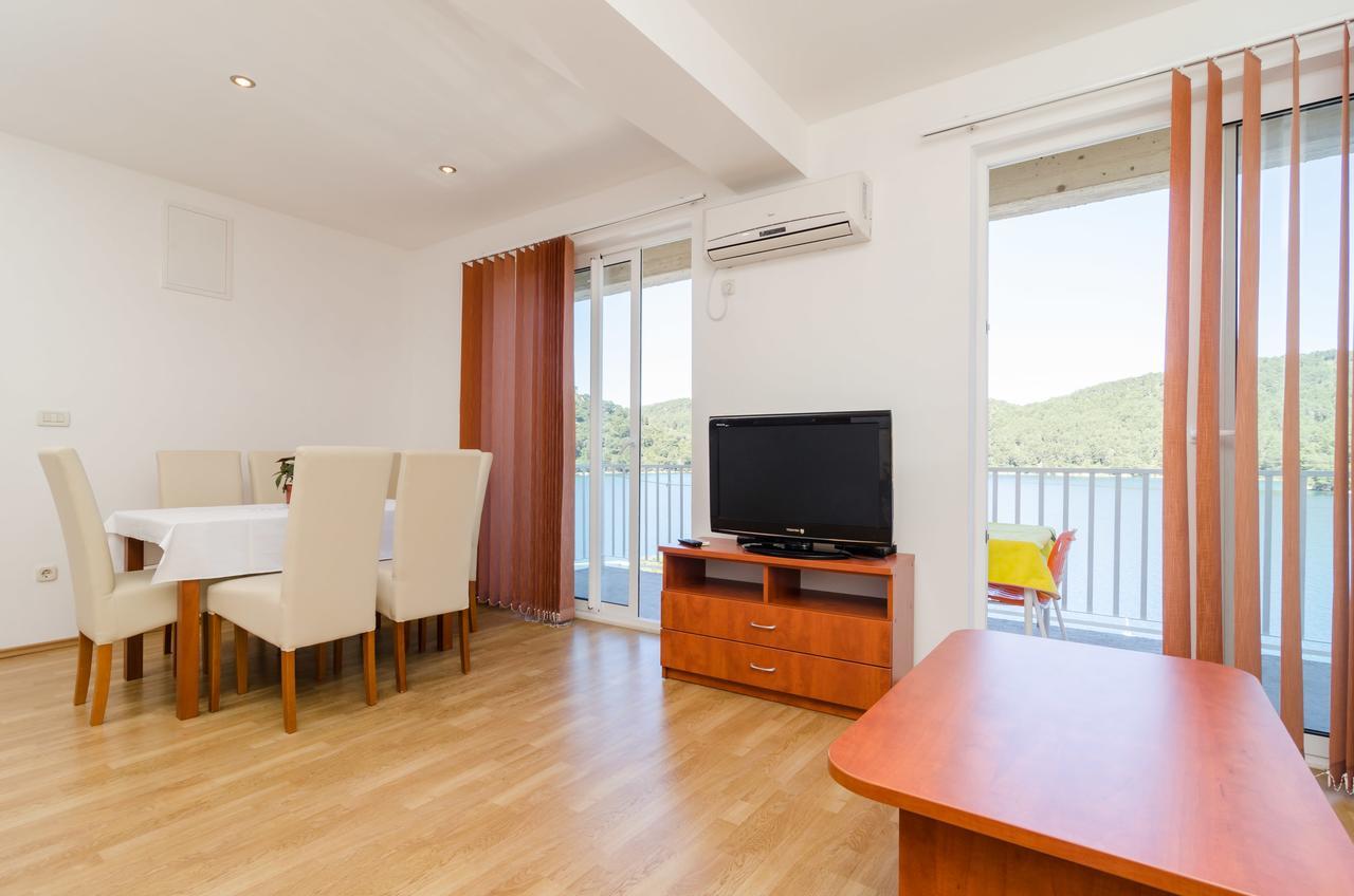 Apartments Angelo Polače Kültér fotó